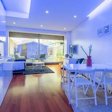 Estefania Terrace Apartment *